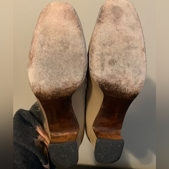 Vintage Ferragamo heels size 5 1/2 heels - Picture 7 of 8